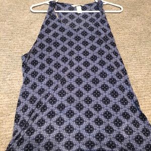 Tank top with print I can’t describe